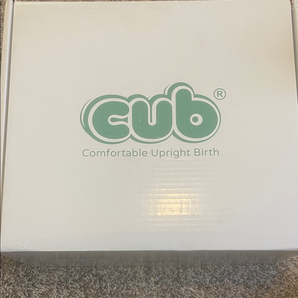 Cub Comfortable Upright Birth Box - Green